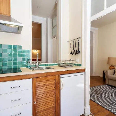 Charming 1 Bedroom In Mouraria By Guestready * Lizbona